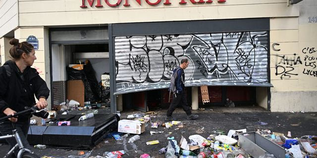 Γαλλία: “Ήταν πεδίο μάχης, δεν έχουμε ξαναδεί κάτι τέτοιο” – Πάνω από 1 δισ. οι ζημίες