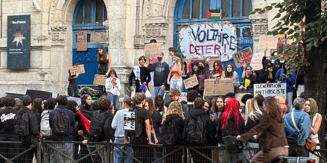Αποκλεισμοί μαθητών στα γαλλικά λύκεια