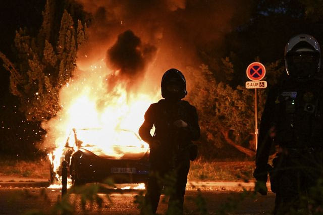 Γαλλία: 296 συλλήψεις στη χώρα κατά τη διάρκεια των κινητοποιήσεων