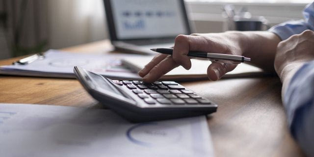 Εξωδικαστικός: Κούρεμα έως 38% και αποπληρωμή έως 25 χρόνια – Ποιοι κερδίζουν περισσότερα