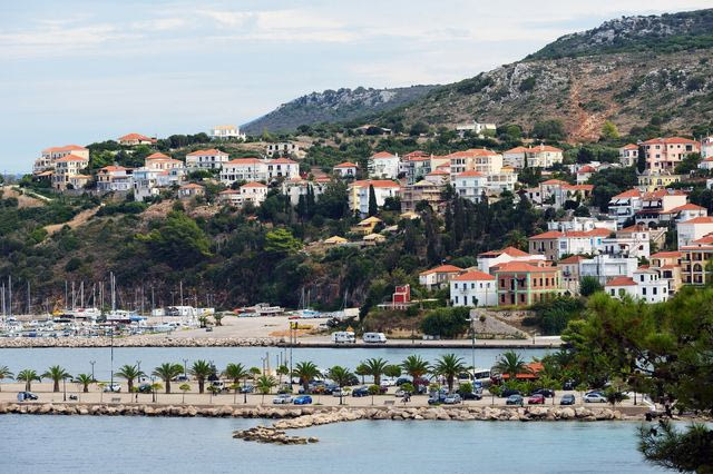 Καλαμάτα: Η απάντηση της διευθύντριας Πολεοδομίας στις απειλές θανάτου – ”Δεν υποκύπτουμε σε εκβιασμούς”