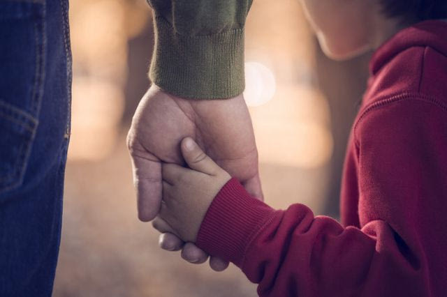 ΟΠΕΚΑ: Την Παρασκευή η καταβολή της συμπληρωματικής πληρωμής επιδόματος παιδιού