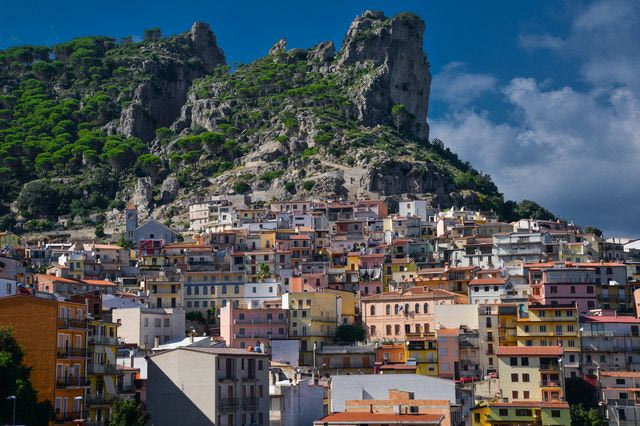Το χωριό που οι γυναίκες “ξεχνούν” να γεράσουν