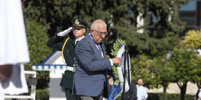 Κακλαμάνης: “Η 28η Οκτωβρίου μας καλεί να υπερασπιστούμε την εθνική μας ανεξαρτησία”