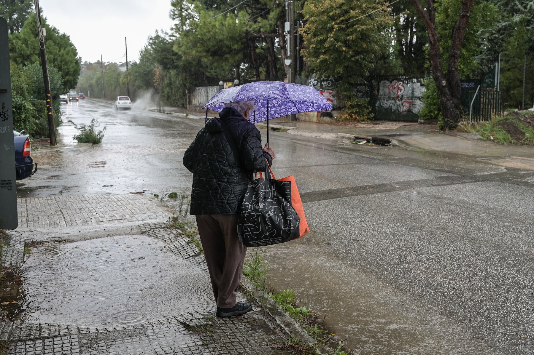 Κακοκαιρία: Πάνω από 100 χιλιοστά βροχής σε Μαγνησία και Σποράδες