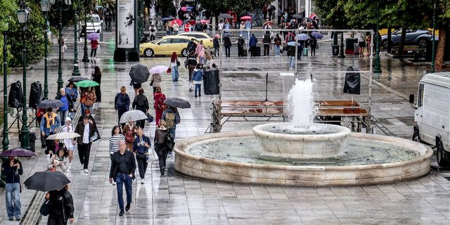 Κακοκαιρία: Σε Red Code η Αττική και άλλες 7 περιοχές – 112 σε Εύβοια και Σποράδες