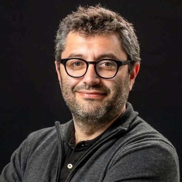 Θα φυλάει ο λύκος τα πρόβατα;