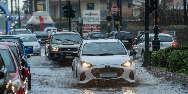 Νέο έκτακτο δελτίο της ΕΜΥ – Μέχρι πότε θα διαρκέσουν τα φαινόμενα
