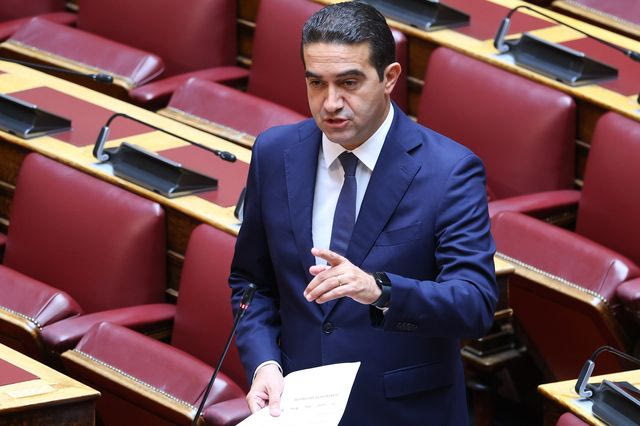 Κατρίνης για “Πυρπολητή”: Πού τελειώνει το κράτος και πού αρχίζει η βιομηχανία;