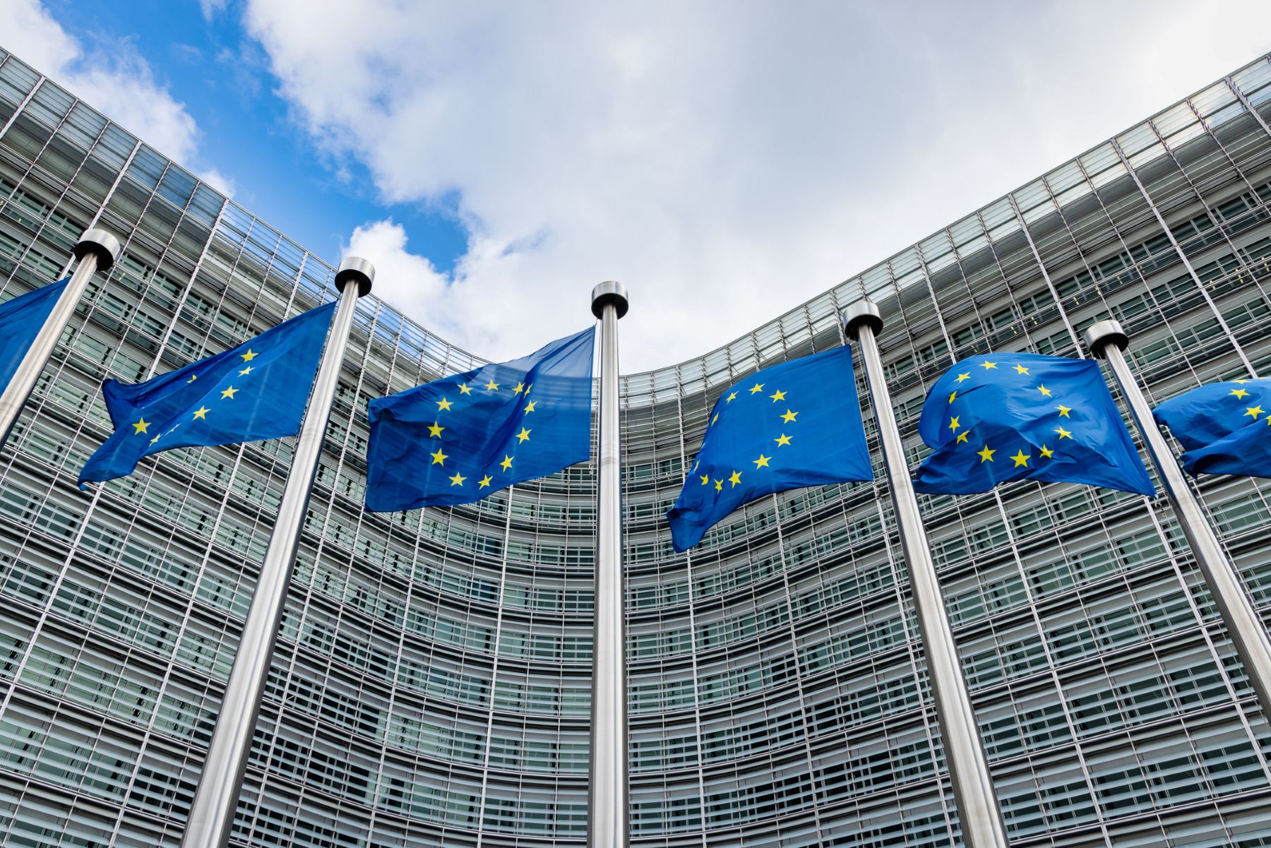 Παρέμβαση ΠΑΣΟΚ στην Κομισιόν για τις δηλώσεις φον ντερ Λάιεν: Εξηγήστε τι εννοείτε με τον όρο “Macedonian culture”