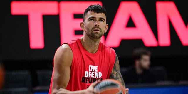 Ολυμπιακός: Η είσοδος του Κόντσαρ στη SUNEL Arena