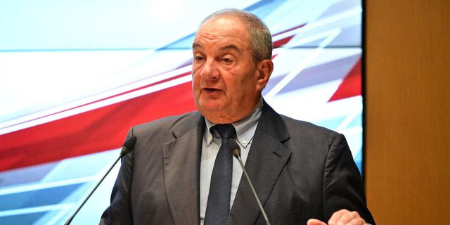 Καραμανλής: Χρειάζεται πολυδιάστατη εξωτερική πολιτική