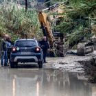 Κακοκαιρία στην Κρήτη: Αγωνία για αγνοούμενο κτηνοτρόφο – Μπαράζ 112 και πλημμύρες