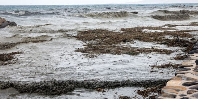 Σαρώνει την Κρήτη η κακοκαιρία – Ένας κτηνοτρόφος νεκρός