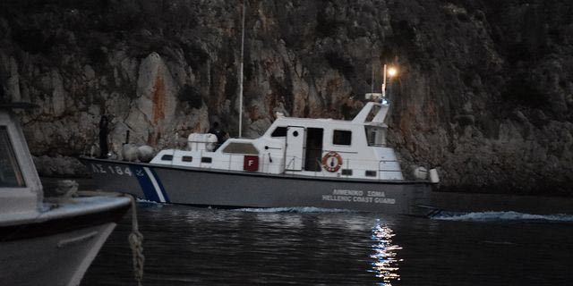 Φωτιά σε ιστιοφόρο σκάφος στη Βόρεια Εύβοια – Σώοι οι επιβαίνοντες