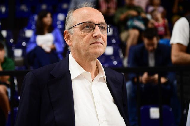 Παραιτείται από την ΕΟΚ ο Βαγγέλης Λιόλιος – Παύει προσωρινά οποιαδήποτε ενασχόληση με το μπάσκετ
