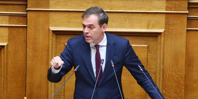 Δημήτρης Μάντζος