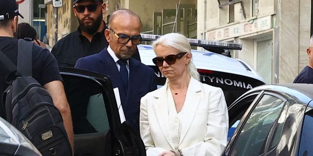 Θάνατος Μαζωνάκη: Κατέθεσε η κόρη του ζευγαριού – “Υποβλήθηκα και εγώ σε πλασμαφαίρεση”