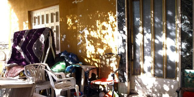 Έγκλημα στο Μενίδι: Ως μόνος ύποπτος εξετάζεται ο γιος της 89χρονης
