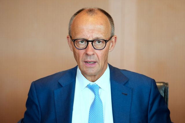 Γερμανία: Διατηρεί τις κυρώσεις κατά της Ρωσίας παρά τη συμφωνία Τραμπ για το ντίζελ