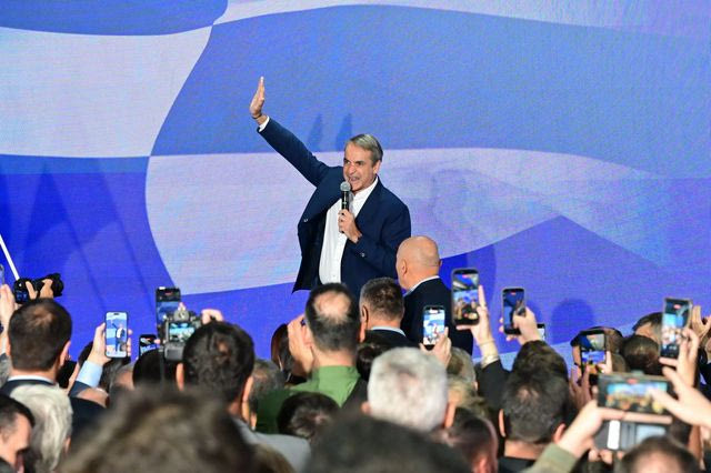 Μητσοτάκης: Η ΝΔ εγγυάται ταυτόχρονα σταθερότητα και αλλαγή