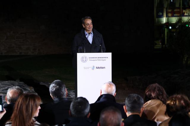 Μητσοτάκης: Σήμερα δεν φωτίζουμε μόνο τον Λευκό Πύργο αλλά ολόκληρη τη Θεσσαλονίκη