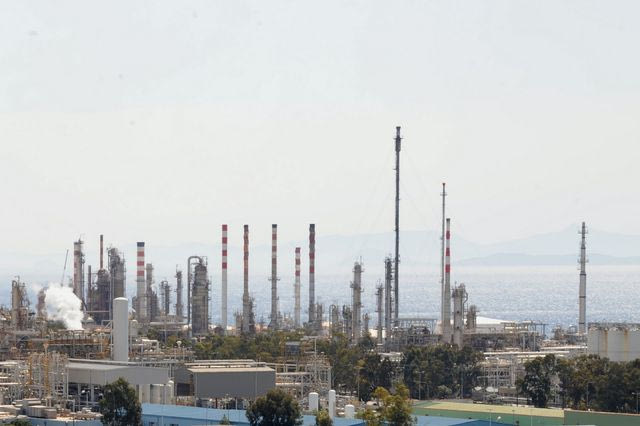 Έκρηξη στη Motor Oil: Τρεις νέες συλλήψεις για το εργατικό δυστύχημα