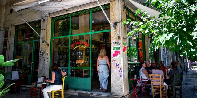 Το εμβληματικό παραδοσιακό καφενείο "Η Μουριά"