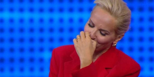 The Chase: Η “πονηρή” λέξη που έκανε την Μαρία Μπεκατώρου να… κοκκινίσει