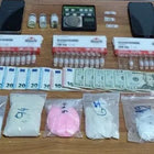 Συνελήφθη διακινητής διαφόρων ειδών ναρκωτικών και αναβολικών