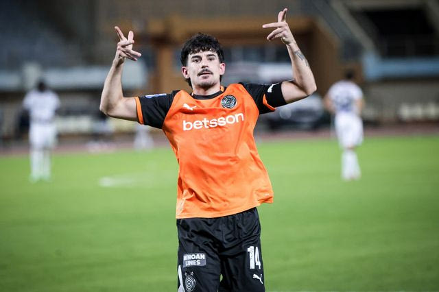 ΟΦΗ – ΠΑΟΚ 2-1: Οι Κρητικοί πετούσαν φωτιές και τιμώρησαν τον Δικέφαλο με Φούντα και Ανδρούτσο