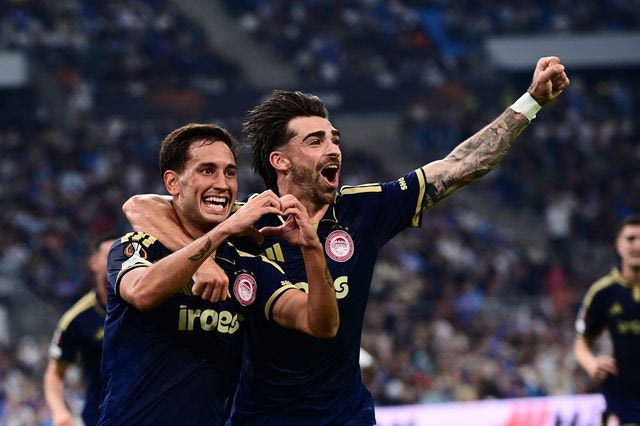 Μαρσέιγ – Ολυμπιακός 0-1: Οι ερυθρόλευκοι “άλωσαν” το Βελοντρόμ με κεφαλιά του Έσε