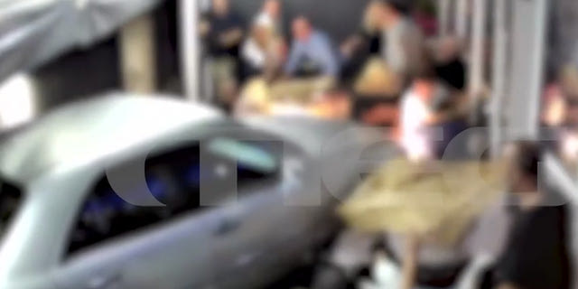 Θεσσαλονίκη: Ελεύθερος ο οδηγός που μπήκε με αυτοκίνητο σε ταβέρνα