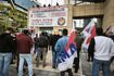 Συνδικάτα και εργαζόμενοι πραγματοποιούν παρέμβαση στο Υπουργείο Περιβάλλοντος και Ενέργειας ενάντια στην ακρίβεια και στις αυξήσεις των τιμών των καυσίμων και του ηλεκτρικού ρεύματος