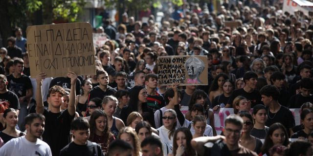 Ηχηρό “παρών” στο πανεκπαιδευτικό συλλαλητήριο – “Σπουδές ή επιβίωση;”