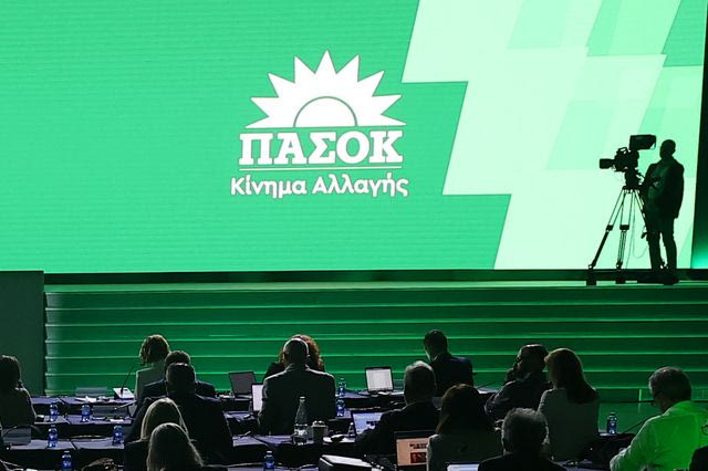 ΠΑΣΟΚ: Ζήτημα διαφάνειας η άμεση παραίτηση ή αποπομπή του Γιώργου Φλωρίδη