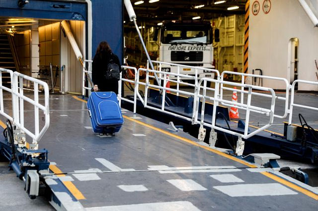 Ήρθη το απαγορευτικό απόπλου στον Πειραιά – Τι ισχύει για Ραφήνα και Λαύριο