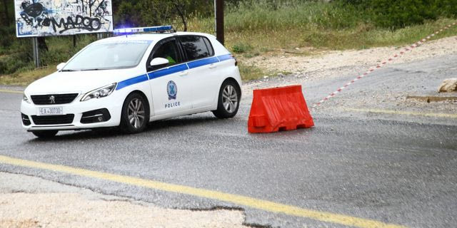 Πέλλα: Πατέρας και γιος συνελήφθησαν επ’ αυτοφώρω να σκάβουν σε ρέμα για αρχαία