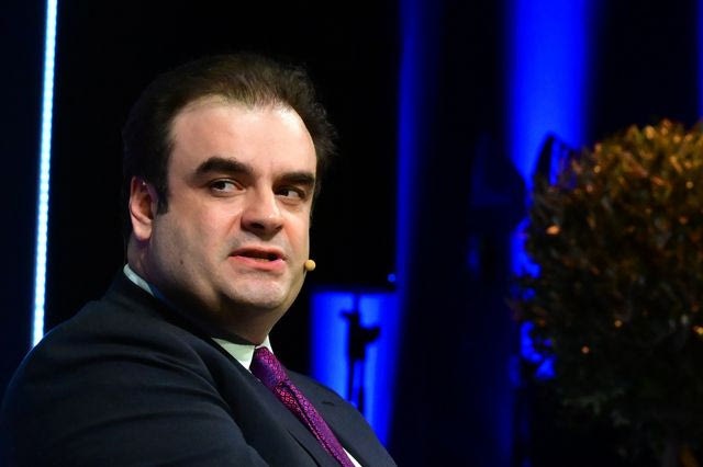 Πιερρακάκης: “Κανένα κράτος δεν είναι αρκετά ισχυρό για να διαχειριστεί μόνο του την τεχνητή νοημοσύνη”