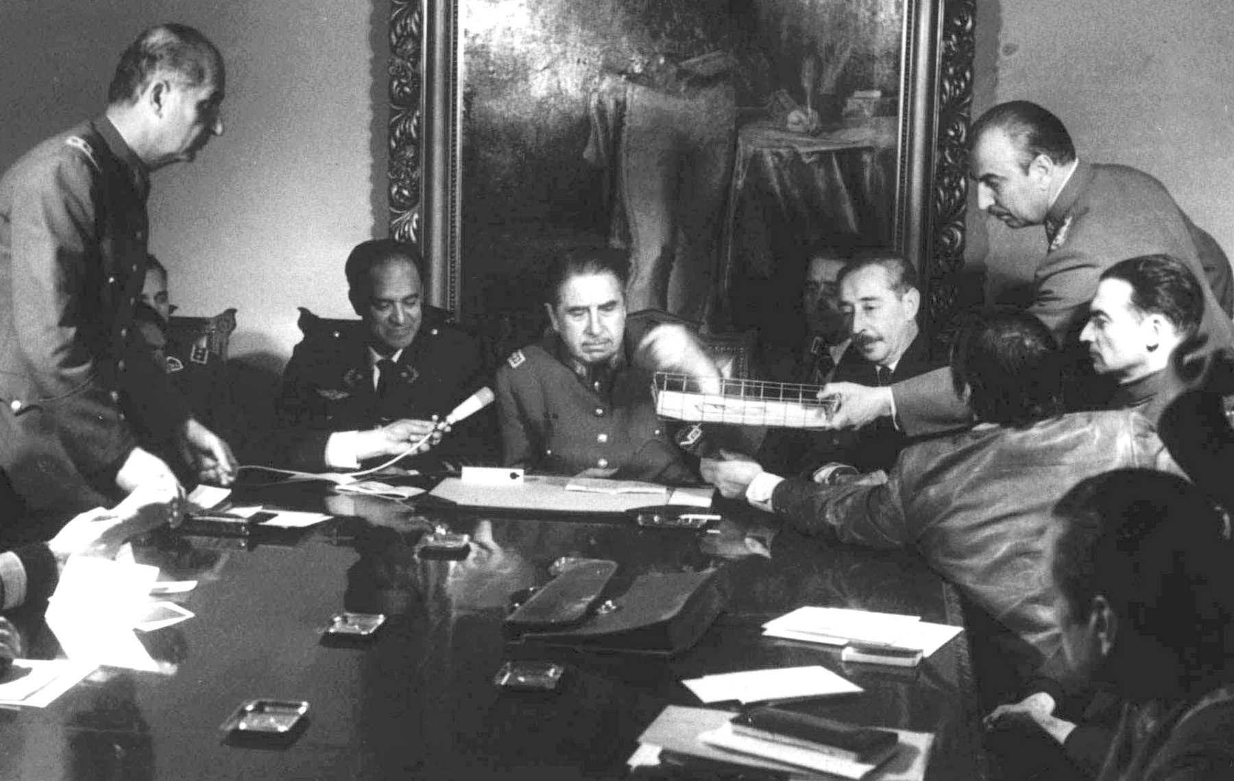 Α. Καπαράκης: Γιατί το φάντασμα του Πινοτσέτ πλανιέται ακόμη πάνω από τη Χιλή