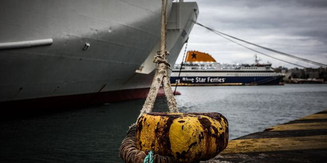 Απαγορευτικό απόπλου από Ραφήνα και Λαύριο – Τροποποιήσεις δρομολογίων από Πειραιά για Αργοσαρωνικό