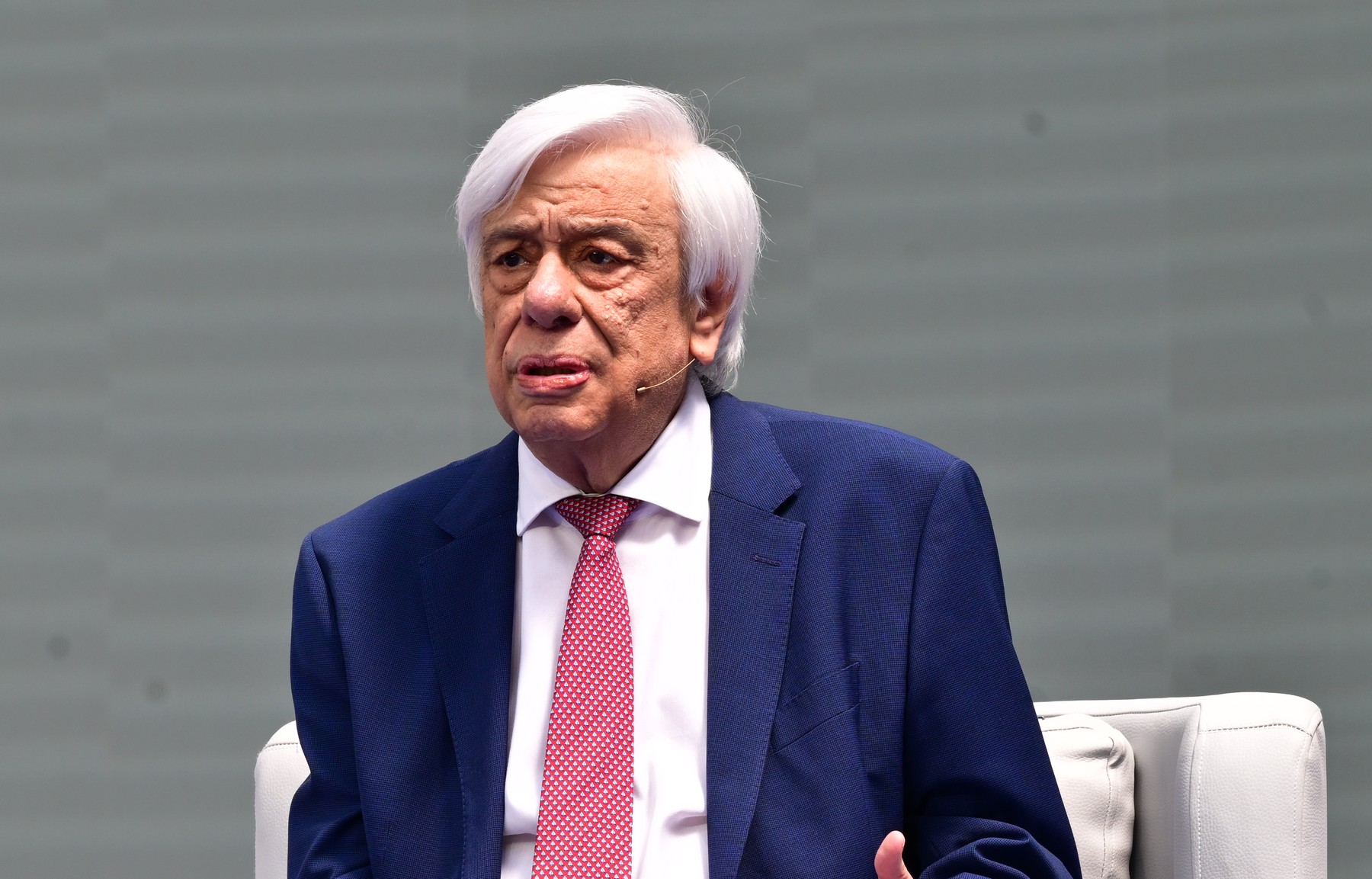 Προκόπης Παυλόπουλος – Μνήμη Κωνσταντίνου Τσουκαλά: Πορεία στους δρόμους της Ελευθερίας