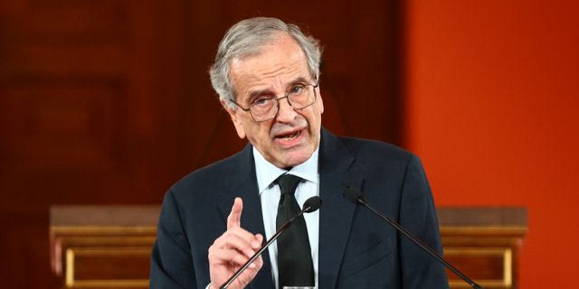 Σαμαράς: Διακρίνω σημάδια παρακμής – Υποχρέωσή μου να συνεισφέρω στην πατρίδα