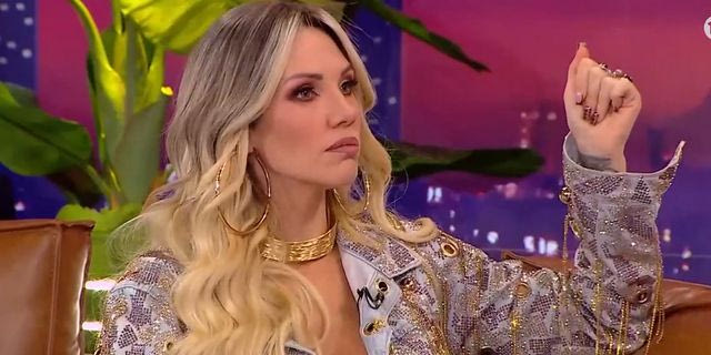 Σάσα Μπάστα: “Έκανα το πρώτο μου γυμνό εξώφυλλο όταν η μαμά μου είχε καρκίνο”