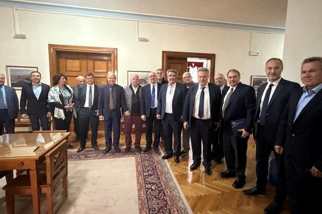 ΟΛΠ: Ίδρυσε θυγατρική εταιρεία για logistics, ακίνητα, ενέργεια – “Σήμα” του ΕΒΕΠ για ανοιχτό ανταγωνισμό