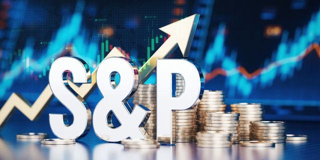 Ο S&P επιβεβαίωσε το ελληνικό αξιόχρεο στη βαθμίδα ΒΒΒ με σταθερές προοπτικές
