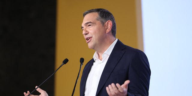 Η ομιλία του Αλ. Τσίπρα στη Συνεδρίαση των Συντονιστικών Επιτροπών Αττικής – LIVE ΕΙΚΟΝΑ