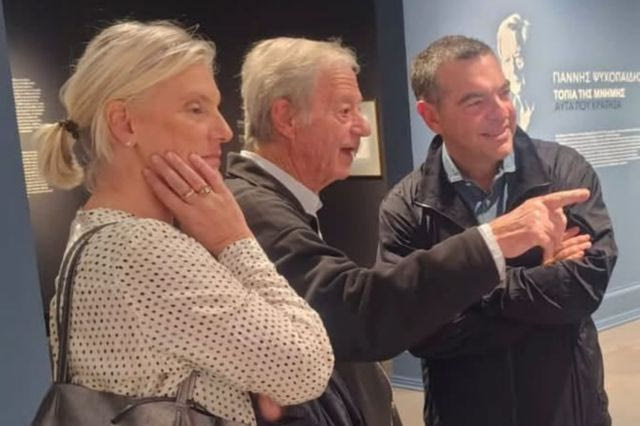 Ο Αλέξης Τσίπρας στην έκθεση του Γιάννη Ψυχοπαίδη – “Ένας διάλογος με τη συλλογική μνήμη”