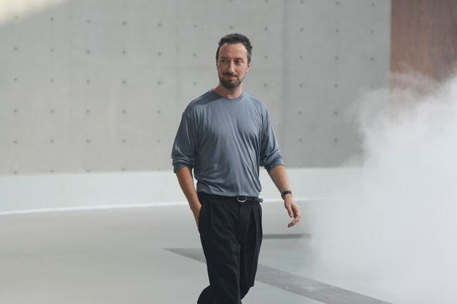 Τέλος εποχής για τον Anthony Vaccarello: Αποχωρεί από Saint Laurent μετά από 10 χρόνια