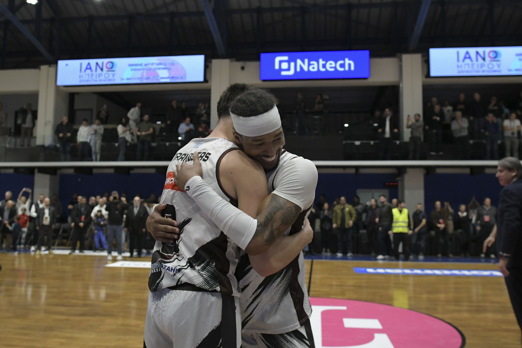 Βίκος Ιωαννίνων – ΑΕΚ 95-84: Η ομάδα του Γιαπλέ λύγισε την Ένωση για την πρώτη της νίκη στη Stoiximan GBL